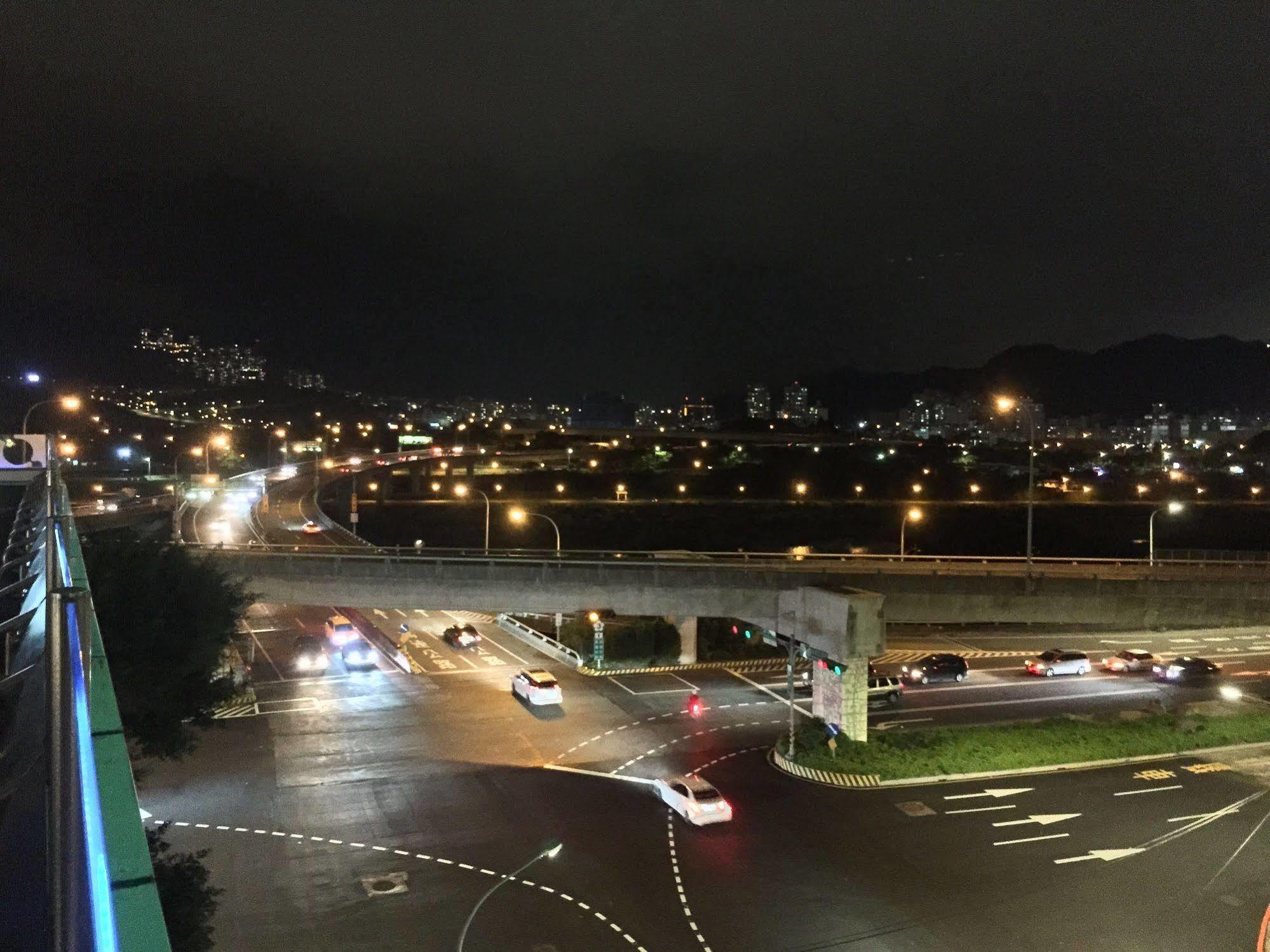 9 Hotel Hszintien Kültér fotó