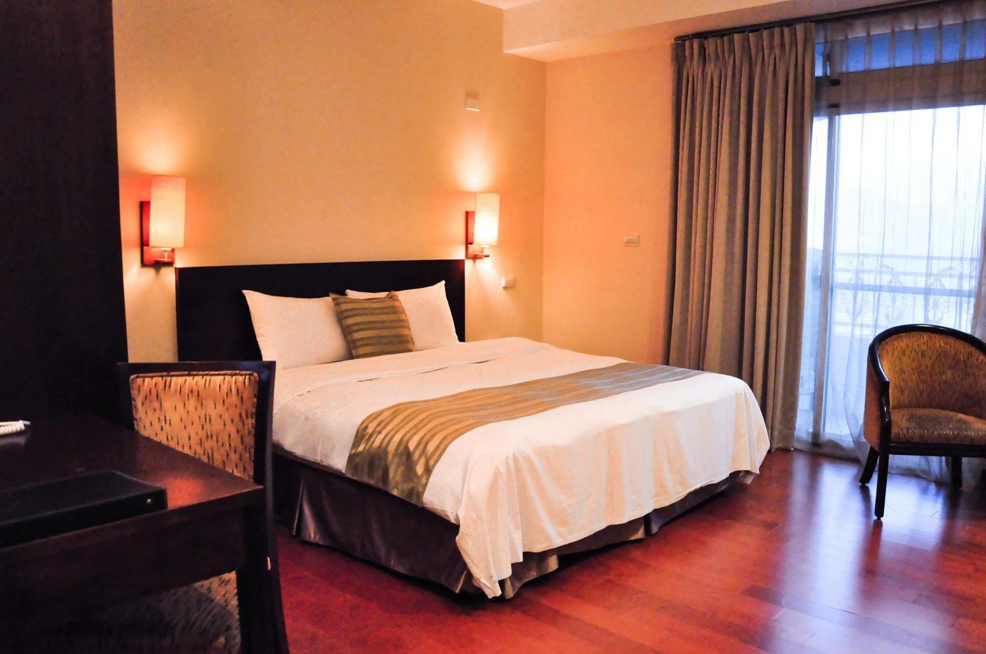 9 Hotel Hszintien Kültér fotó